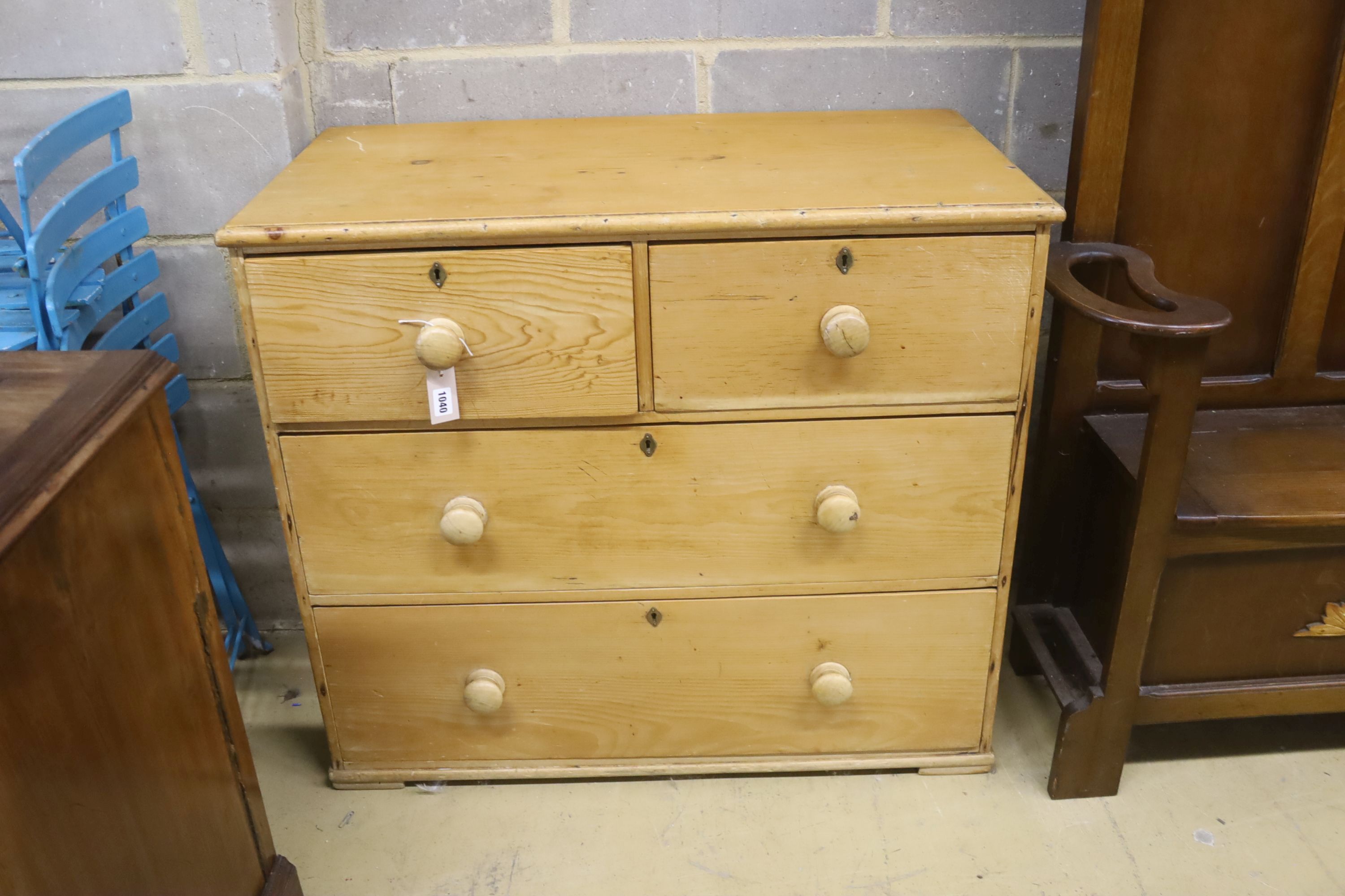 A 19th century pine chest of drawers, width 94cm, depth 51cm, height 82cm